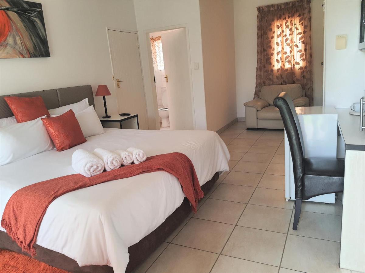 The Lionfish Guesthouse Pretoria-Noord Exterior foto
